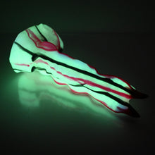 Load image into Gallery viewer, V3MBS90 Snark's Maw Medium 0050 UV GITD