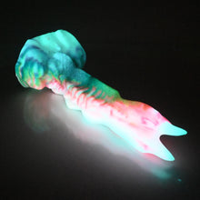 Load image into Gallery viewer, V3SBS85 Snark's Maw Medium 0030 UV GITD
