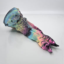Load image into Gallery viewer, V3MBS84 Snark's Maw Medium 0050 UV GITD