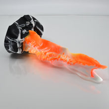 Load image into Gallery viewer, V2SBT93 Snark's Maw Small 0030 UV GITD