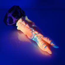 Load image into Gallery viewer, V2SBT93 Snark's Maw Small 0030 UV GITD