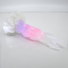Load image into Gallery viewer, V2TBU04 Snark's Maw Small NC 0031 UV