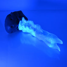 Load image into Gallery viewer, V2TBU03 Snark's Maw Small NC 0031 UV