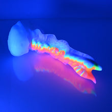 Load image into Gallery viewer, V2TBU02 Snark's Maw Small NC 0031 UV