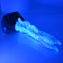 Load image into Gallery viewer, V3TBU01 Snark's Maw Medium NC 0031 UV