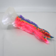 Load image into Gallery viewer, V3TBT00 Snark's Maw Medium NC 0031 UV