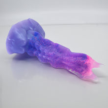 Load image into Gallery viewer, V2TBV40 Snark's Maw Small NC 0031 UV