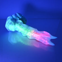 Load image into Gallery viewer, V3SBV44 Snark's Maw Medium 0030 UV GITD