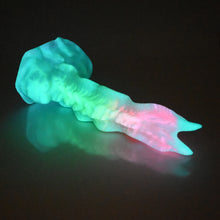 Load image into Gallery viewer, V3SBV44 Snark's Maw Medium 0030 UV GITD
