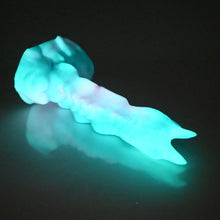 Load image into Gallery viewer, V3SBV42 Snark's Maw Medium 0030 UV GITD