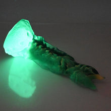 Load image into Gallery viewer, V1NBW85 Snark's Maw Mini NC 0031 UV GITD