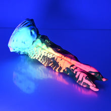 Load image into Gallery viewer, V2SBW74 Snark's Maw Small 0030 UV GITD