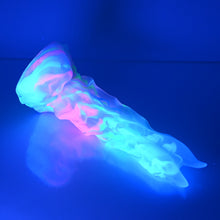 Load image into Gallery viewer, V2NBW73 Snark's Maw Small NC 0045 UV