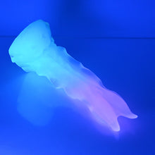 Load image into Gallery viewer, V2NBW75 Snark's Maw Small NC 0045 UV