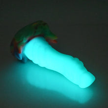 Load image into Gallery viewer, S2TBW44 Snark Small NC 0031 UV GITD