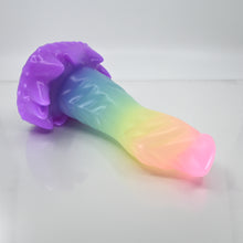 Load image into Gallery viewer, S4TBW34 Snark Large NC 0031 UV GITD