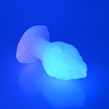 Load image into Gallery viewer, F1NBV69 Dragonfruit Plug Mini NC 0045 UV