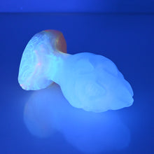 Load image into Gallery viewer, F3TBV62 Dragonfruit Plug Medium NC 0031 UV