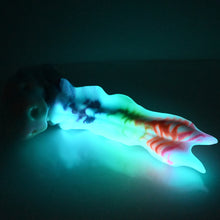 Load image into Gallery viewer, V3SBY86 Snark's Maw Medium 0030 UV GITD