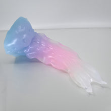 Load image into Gallery viewer, V3TBY88 Snark's Maw Medium NC 0031 UV GITD
