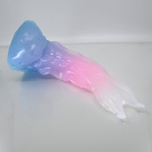 Load image into Gallery viewer, V4TBY98 Snark's Maw Large NC 0031 UV GITD