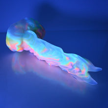 Load image into Gallery viewer, V4NBY96 Snark's Maw Large NC 0045 UV