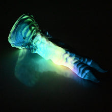 Load image into Gallery viewer, V2MCB29 Snark's Maw Small 0050 UV GITD