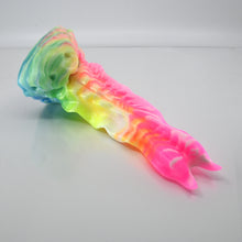 Load image into Gallery viewer, V2SCB28 Snark's Maw Small 0030 UV GITD