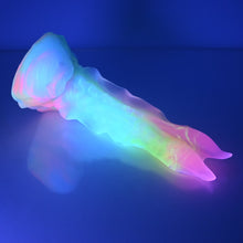 Load image into Gallery viewer, V2TCB27 Snark's Maw Small NC 0031 UV