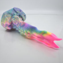 Load image into Gallery viewer, V3MCB36 Snark's Maw Medium 0050 UV GITD