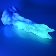 Load image into Gallery viewer, V3XCB41 Snark's Maw Medium 0020 UV