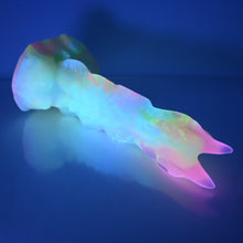 Load image into Gallery viewer, V4TCB59 Snark's Maw Large NC 0031 UV