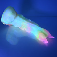 Load image into Gallery viewer, V4TCB59 Snark's Maw Large NC 0031 UV
