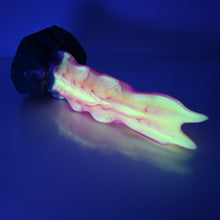 Load image into Gallery viewer, V3SCC00 Snark's Maw Medium 0030 UV GITD