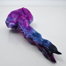 Load image into Gallery viewer, V2SBD32 Snark's Maw Small Soft UV GITD