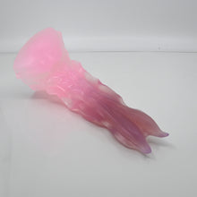 Load image into Gallery viewer, V2NCE39 Snark's Maw Small NC 0045 UV
