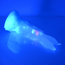 Load image into Gallery viewer, V2TCE38 Snark's Maw Small NC 0031 UV GITD