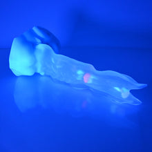 Load image into Gallery viewer, V3TCE46 Snark's Maw Medium NC 0031 UV GITD