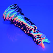 Load image into Gallery viewer, V2SBF08 Snark's Maw Small Soft UV GITD