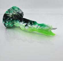 Load image into Gallery viewer, V2MCF95 Snark's Maw Small 0050 UV GITD