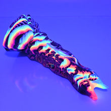 Load image into Gallery viewer, V2SBG22 Snark's Maw Small Soft UV GITD