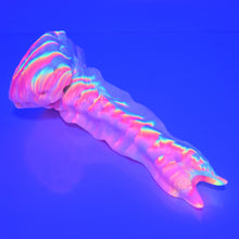 Load image into Gallery viewer, V2SBG16 Snark's Maw Small Soft UV GITD