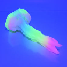 Load image into Gallery viewer, V2MBG13 Snark's Maw Small Medium UV GITD