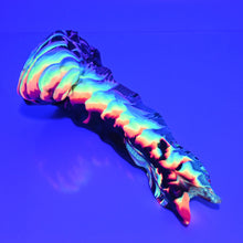 Load image into Gallery viewer, V2SBG21 Snark's Maw Small Soft UV GITD