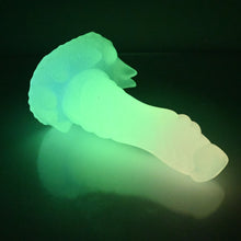 Load image into Gallery viewer, S2TCF55 Snark Small NC 0031 UV GITD