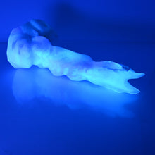 Load image into Gallery viewer, V3TCH45 Snark's Maw Medium NC 0031 UV GITD