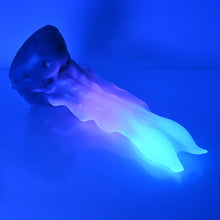 Load image into Gallery viewer, V3NCH44 Snark's Maw Medium NC 0045 UV