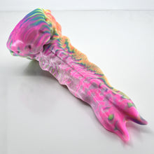 Load image into Gallery viewer, V2MBH40 Snark's Maw Small Medium UV GITD
