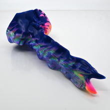 Load image into Gallery viewer, V2SBH39 Snark's Maw Soft UV GITD