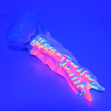 Load image into Gallery viewer, V2MBH37 Snark's Maw Small Medium UV GITD